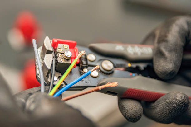Best Licensed Electrician  in Country Walk, FL
